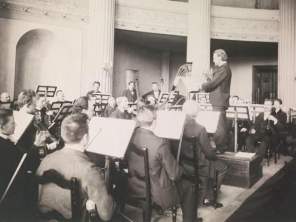 Tunne orkesterisi syksyllä 2026: Tuhansien orkesterien&nbsp;maa